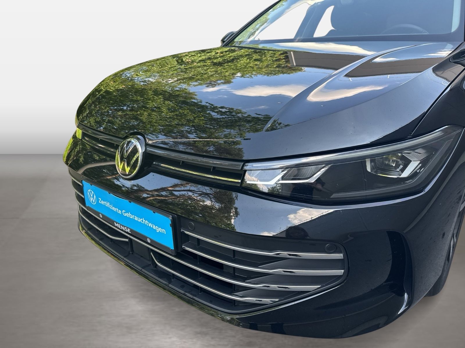Fahrzeugabbildung Volkswagen Passat Variant 1.5 eTSI DSG Business CarPlay|AHK