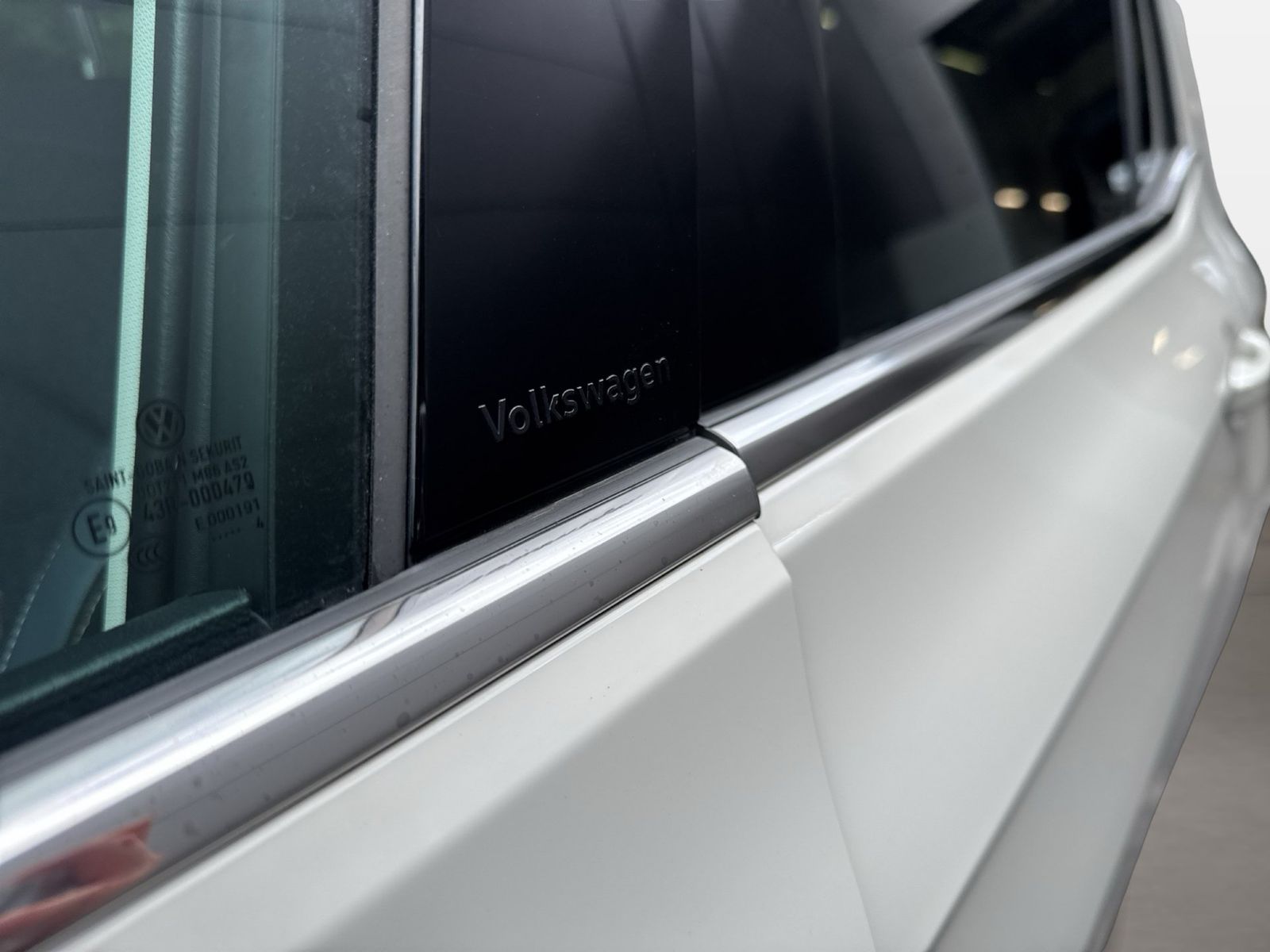 Fahrzeugabbildung Volkswagen T-Cross 1.0 TSI Style DSG IQ.Light|Matrix|ACC|LM