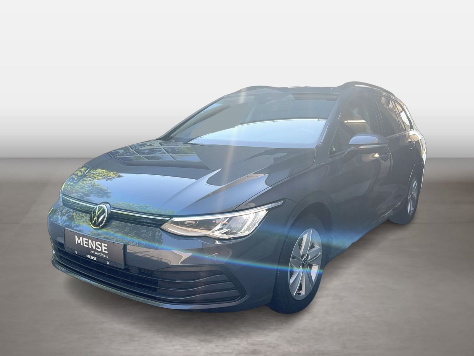Fahrzeugabbildung Volkswagen Golf VIII Variant 1.5 TSI Life Navi Standhzg Tra