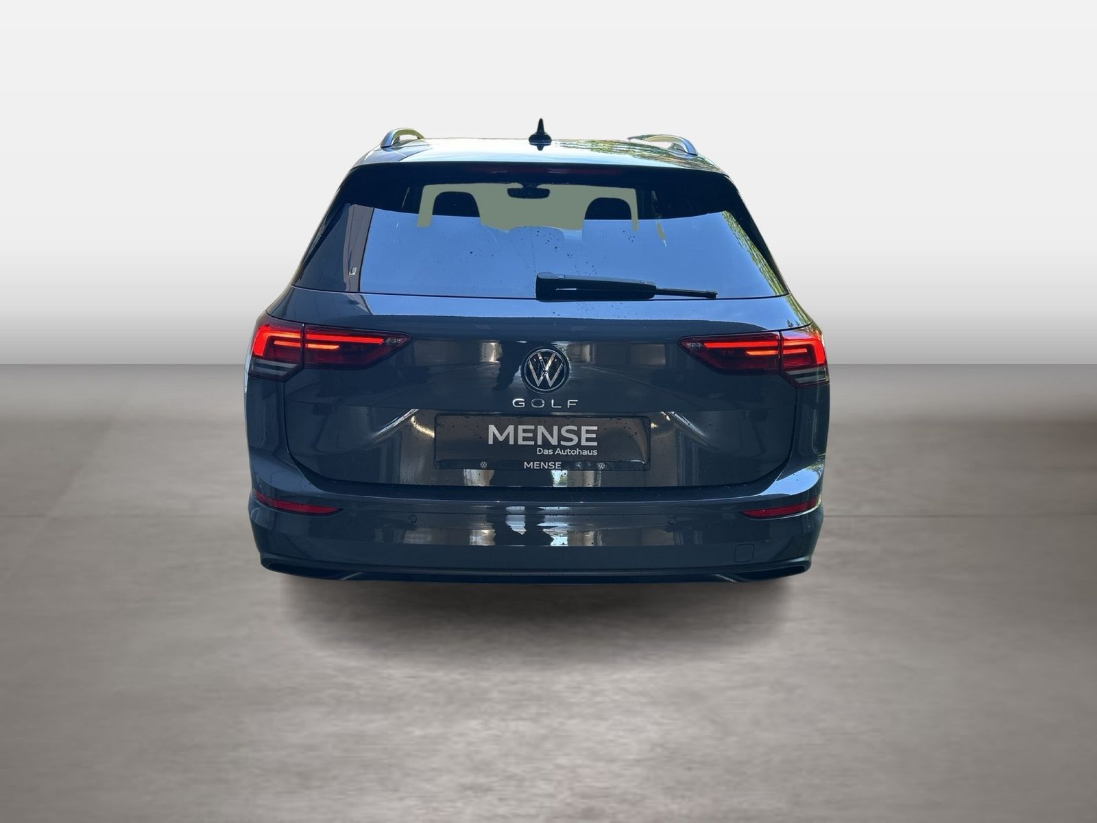 Fahrzeugabbildung Volkswagen Golf VIII Variant 1.5 TSI Life Navi Standhzg Tra