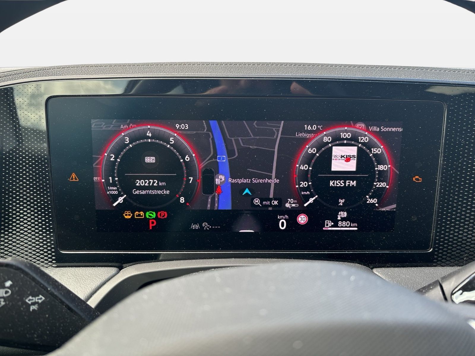 Fahrzeugabbildung Volkswagen Passat Variant 1.5 eTSI DSG Business CarPlay|AHK