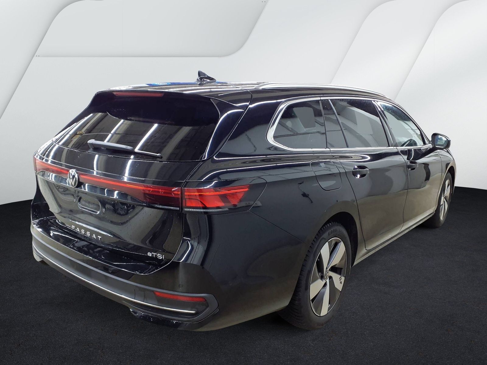 Fahrzeug autohaus mense Fahrzeugabbildung Volkswagen Passat Variant 1.5 eTSI DSG Business CarPlay|AHK