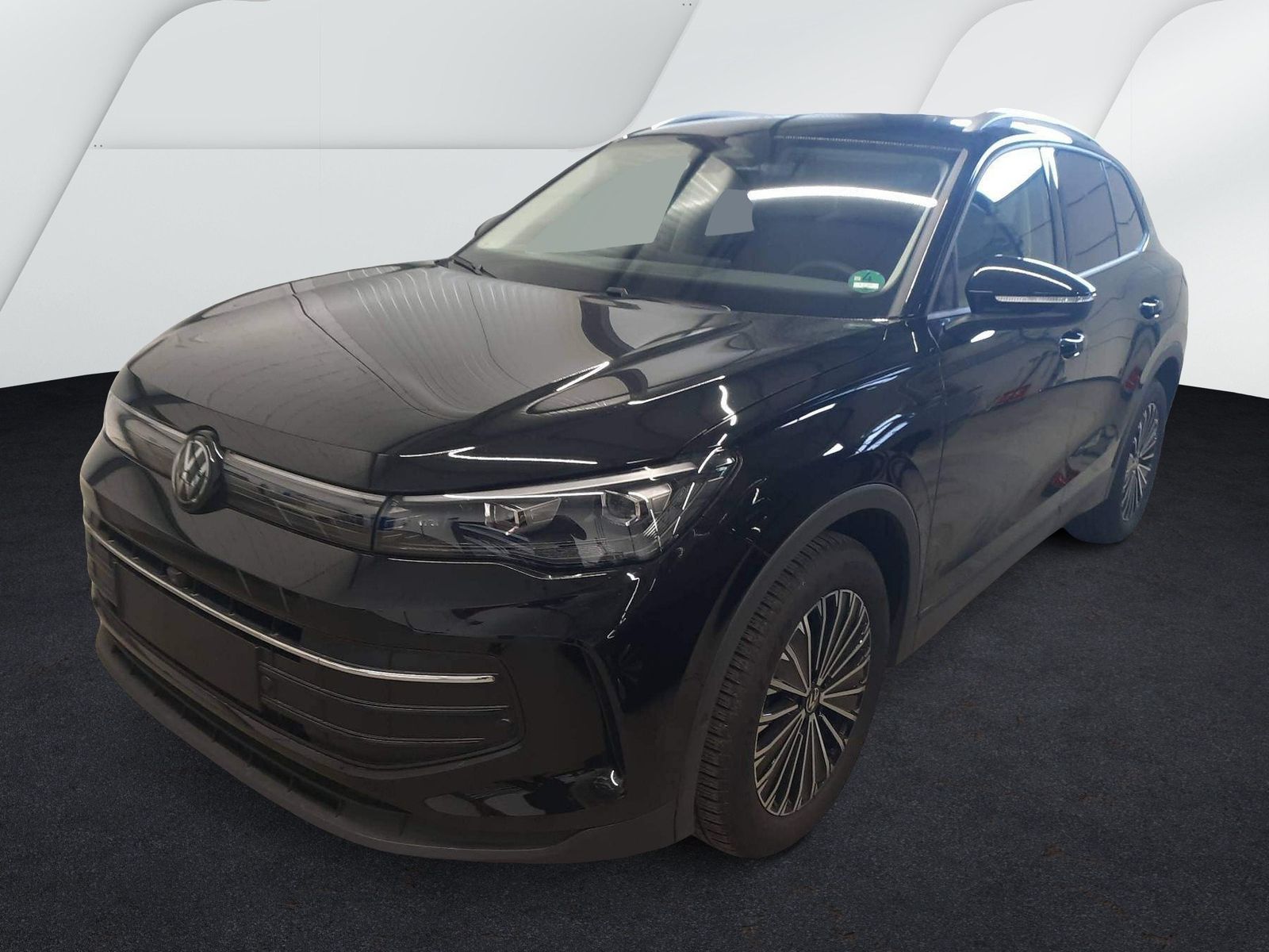 Fahrzeugabbildung Volkswagen Tiguan 1.5 eTSI DSG Goal Life CarPlay|AHK|ACC|LM