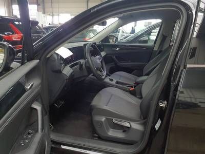 Fahrzeugabbildung Volkswagen Tiguan 1.5 eTSI DSG Goal Life CarPlay|AHK|ACC|LM