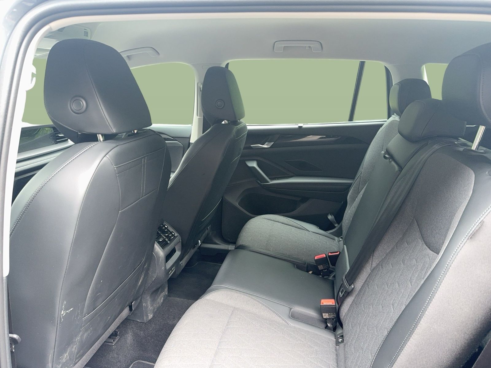 Fahrzeug autohaus mense Fahrzeugabbildung Volkswagen Tayron 1.5 eTSI DSG Life IQ.Light|Matrix|CarPlay