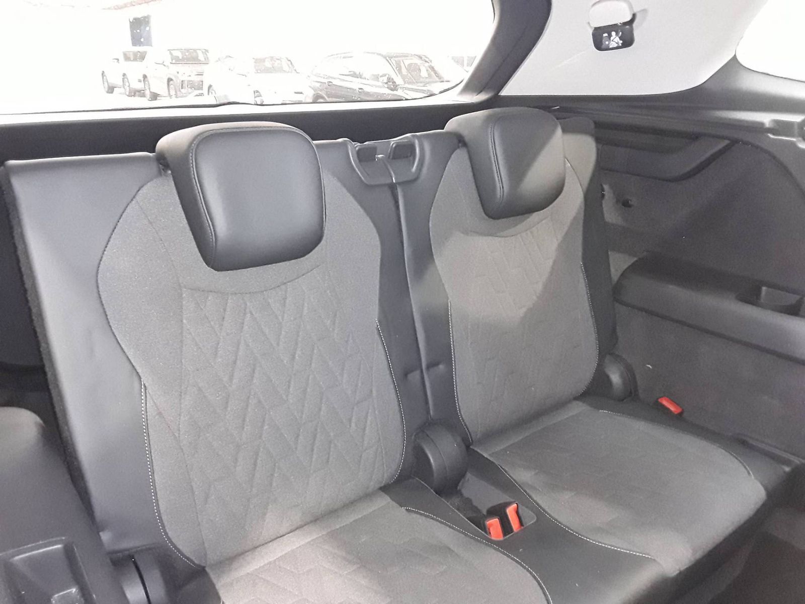 Fahrzeugabbildung Volkswagen Tayron 1.5 eTSI DSG Life IQ.Light|Matrix|CarPlay