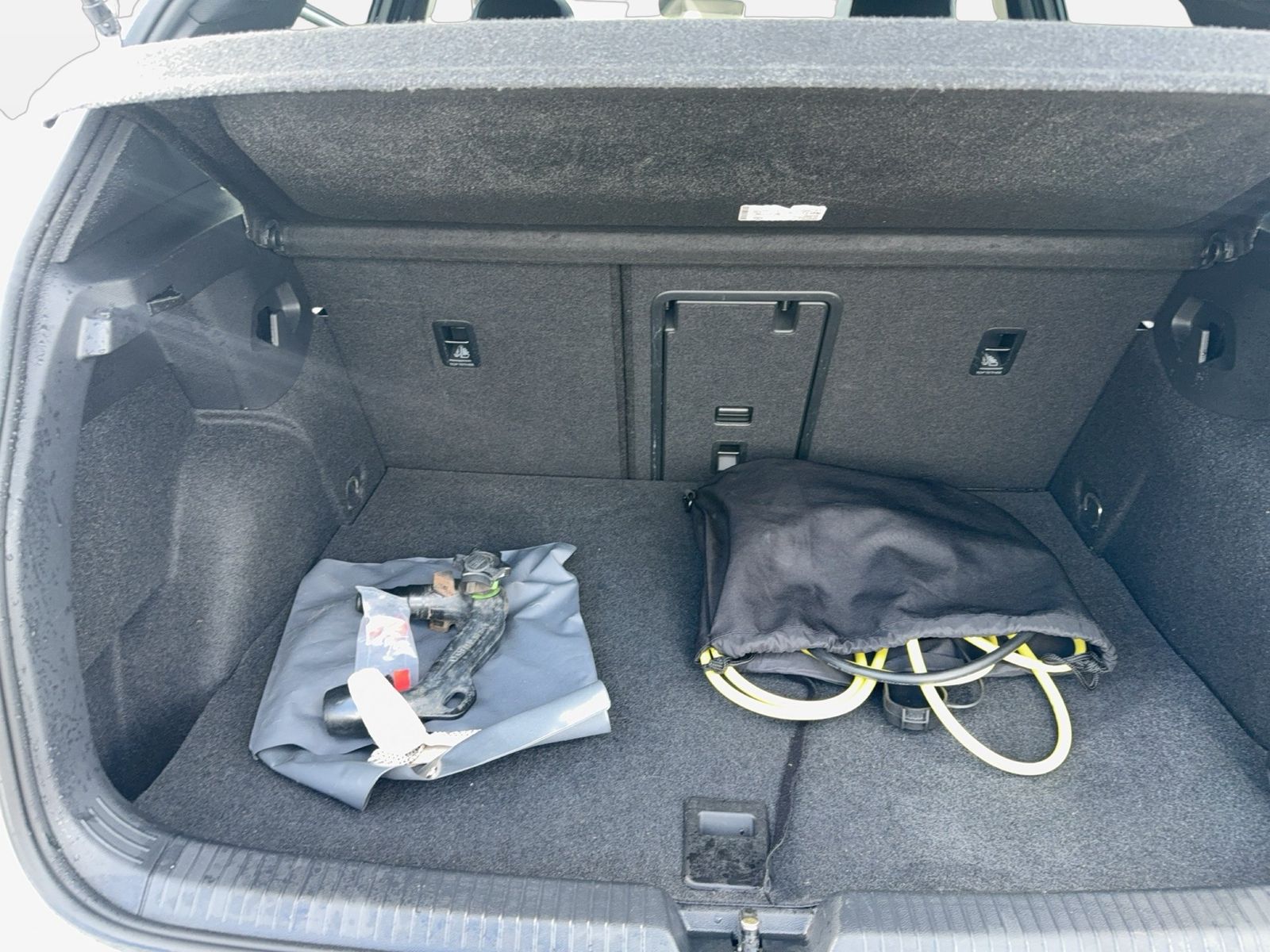 Fahrzeugabbildung Volkswagen Golf VIII 1.4 TSI eHybrid DSG CarPlay|AHK|Pano