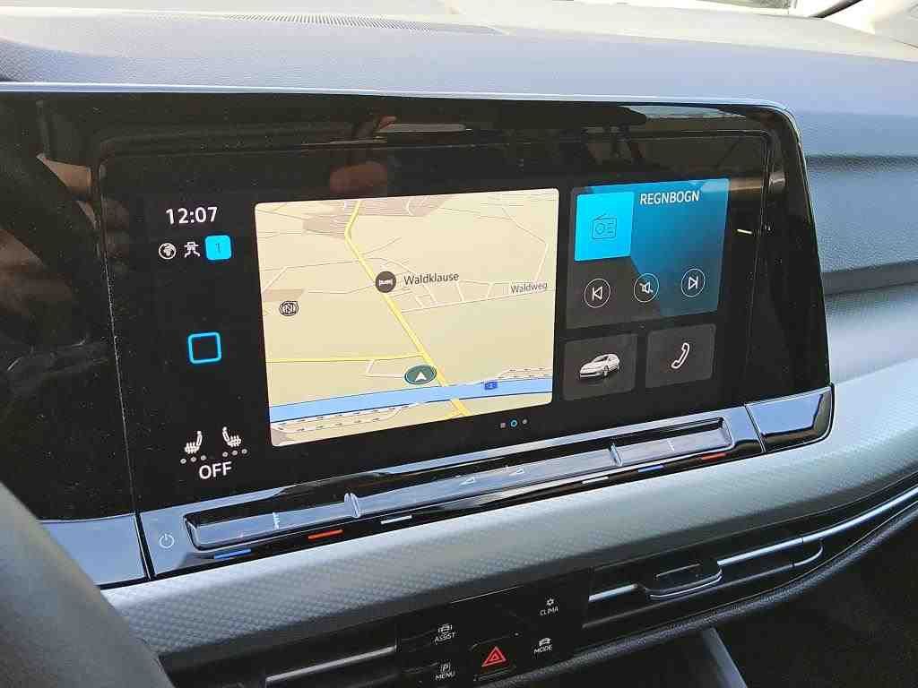 Fahrzeugabbildung Volkswagen Golf VIII 2.0 TDI DSG MOVE CarPlay|LED|VirtualCP