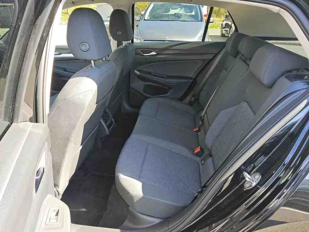 Fahrzeugabbildung Volkswagen Golf VIII 2.0 TDI DSG MOVE CarPlay|LED|VirtualCP