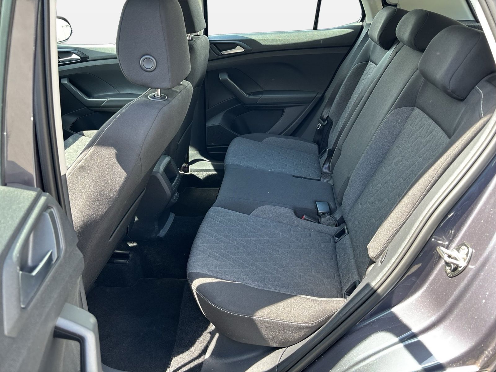 Fahrzeugabbildung Volkswagen T-Cross 1.0 TSI Life CarPlay|AHK|ACC|LED|KlimaA