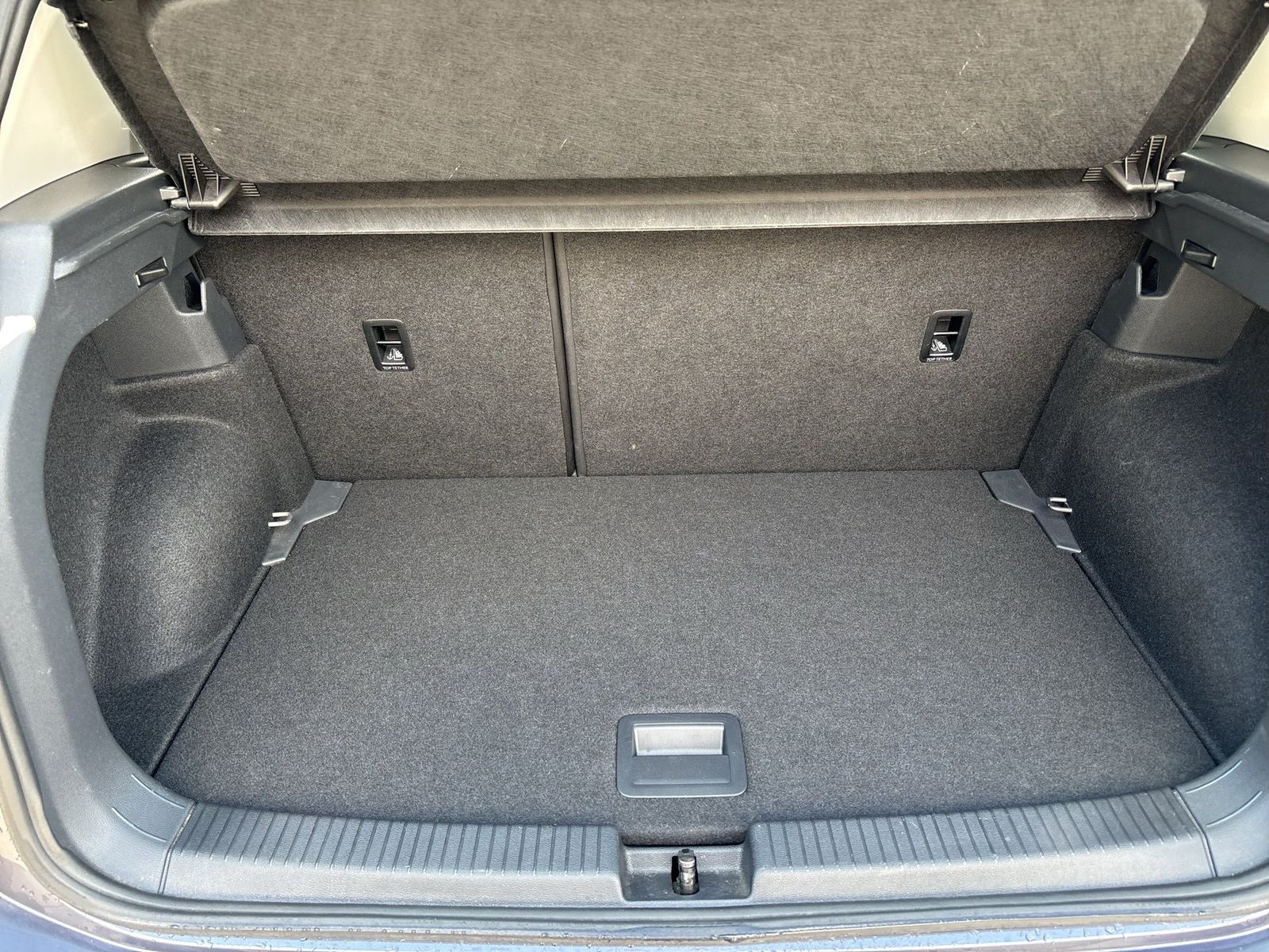 Fahrzeugabbildung Volkswagen T-Cross 1.0 TSI Life CarPlay|AHK|ACC|LED|KlimaA