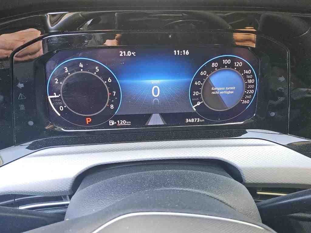 Fahrzeugabbildung Volkswagen Golf VIII 1.0 eTSI DSG Move CarPlay|ACC|LED|PDC