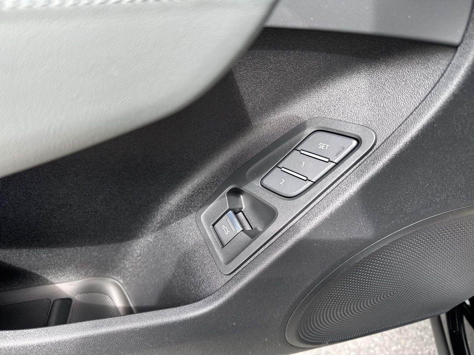 Fahrzeugabbildung Audi Q3 Sportback TFSI quattro AHK|Sonos|TechPRO