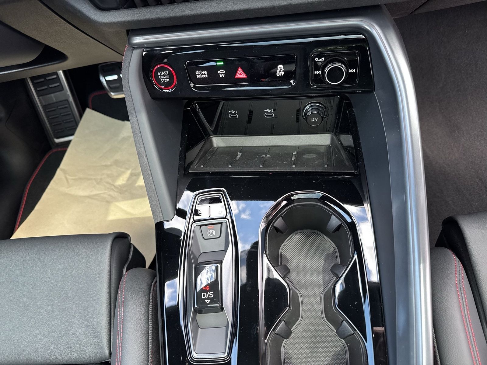 Fahrzeugabbildung Audi Q5 SUV e-hybrid 270kW Matrix|CarPlay|TechPro|AHK