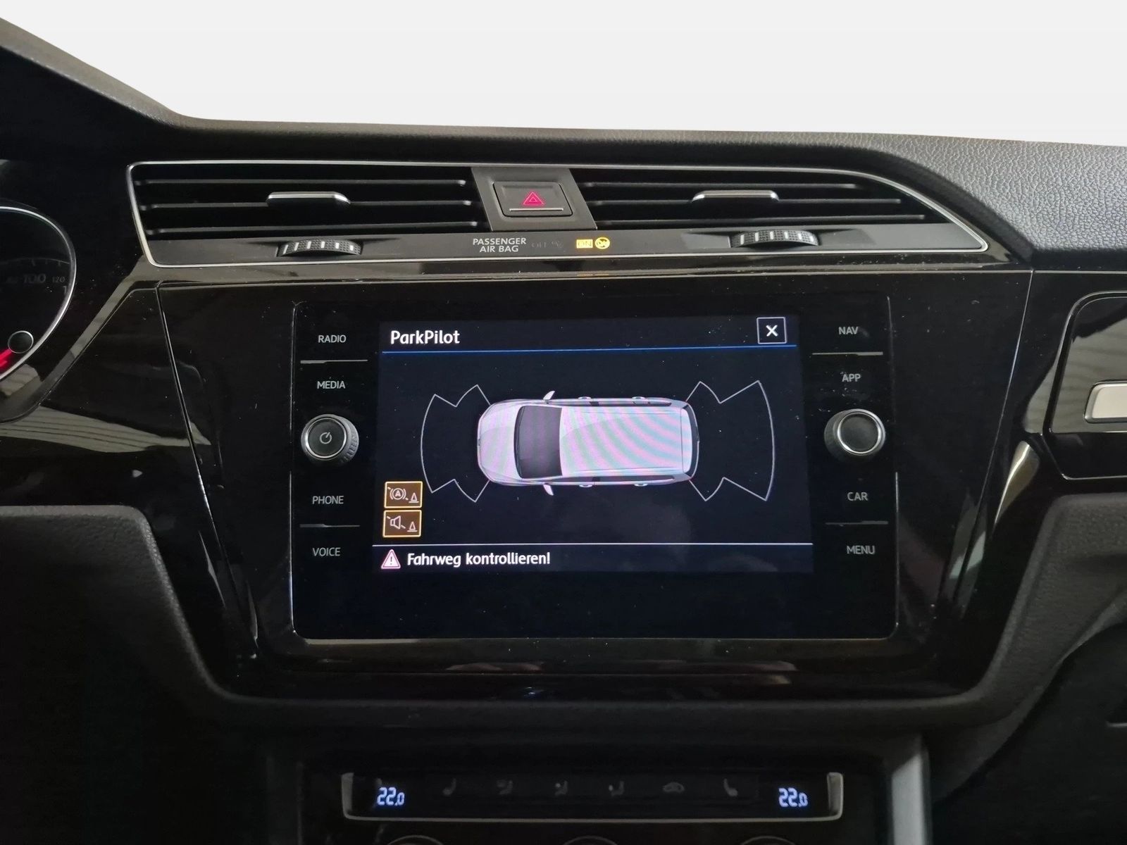 Fahrzeugabbildung Volkswagen Touran Comfortline BMT 2020 CarPlay|AHK|ACC|LED