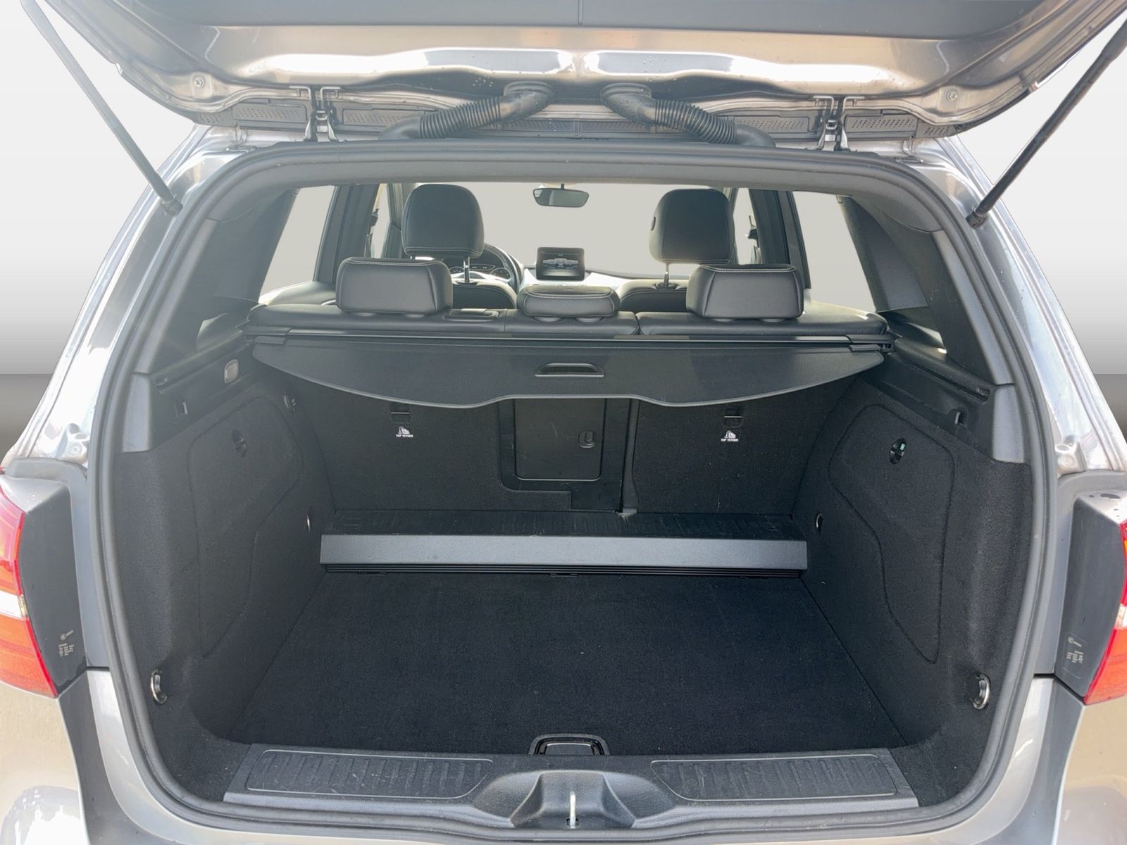 Fahrzeug autohaus mense Fahrzeugabbildung Mercedes-Benz B 220 D Facelift - mit KI generiert/bearbeitet