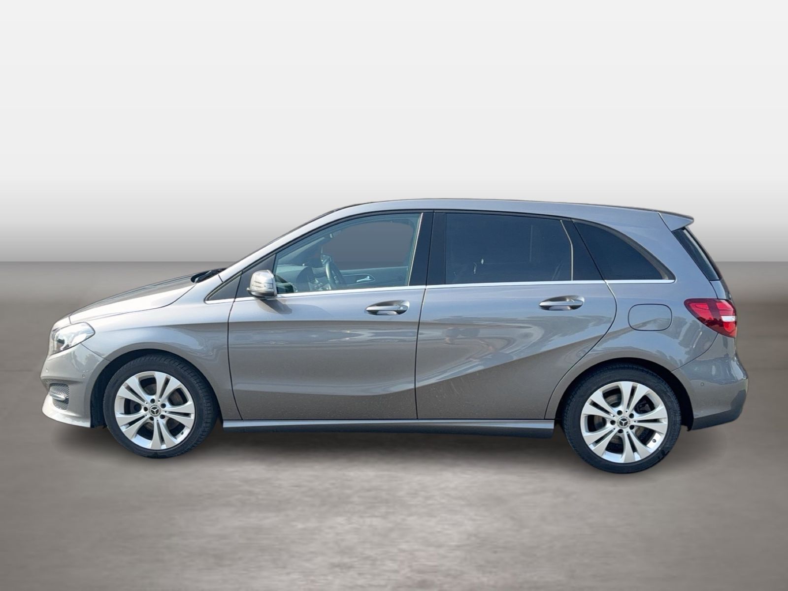 Fahrzeug autohaus mense Fahrzeugabbildung Mercedes-Benz B 220 D Facelift - mit KI generiert/bearbeitet
