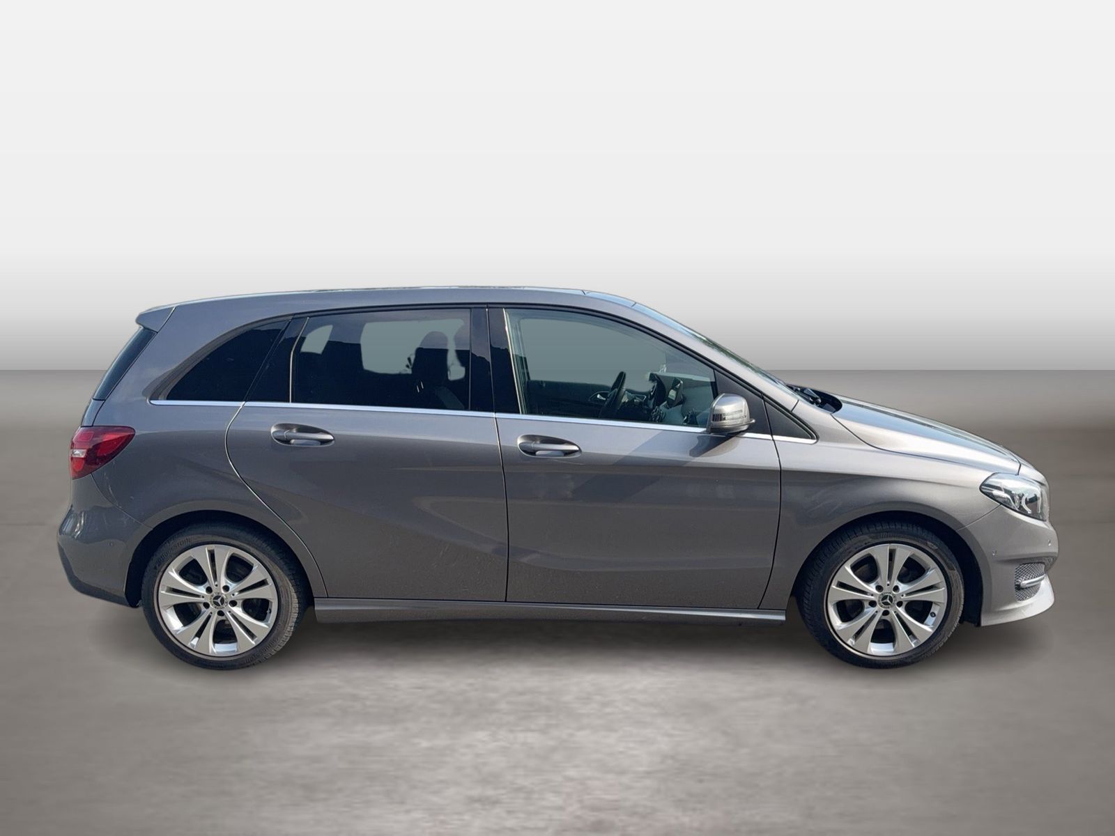 Fahrzeug autohaus mense Fahrzeugabbildung Mercedes-Benz B 220 D Facelift - mit KI generiert/bearbeitet