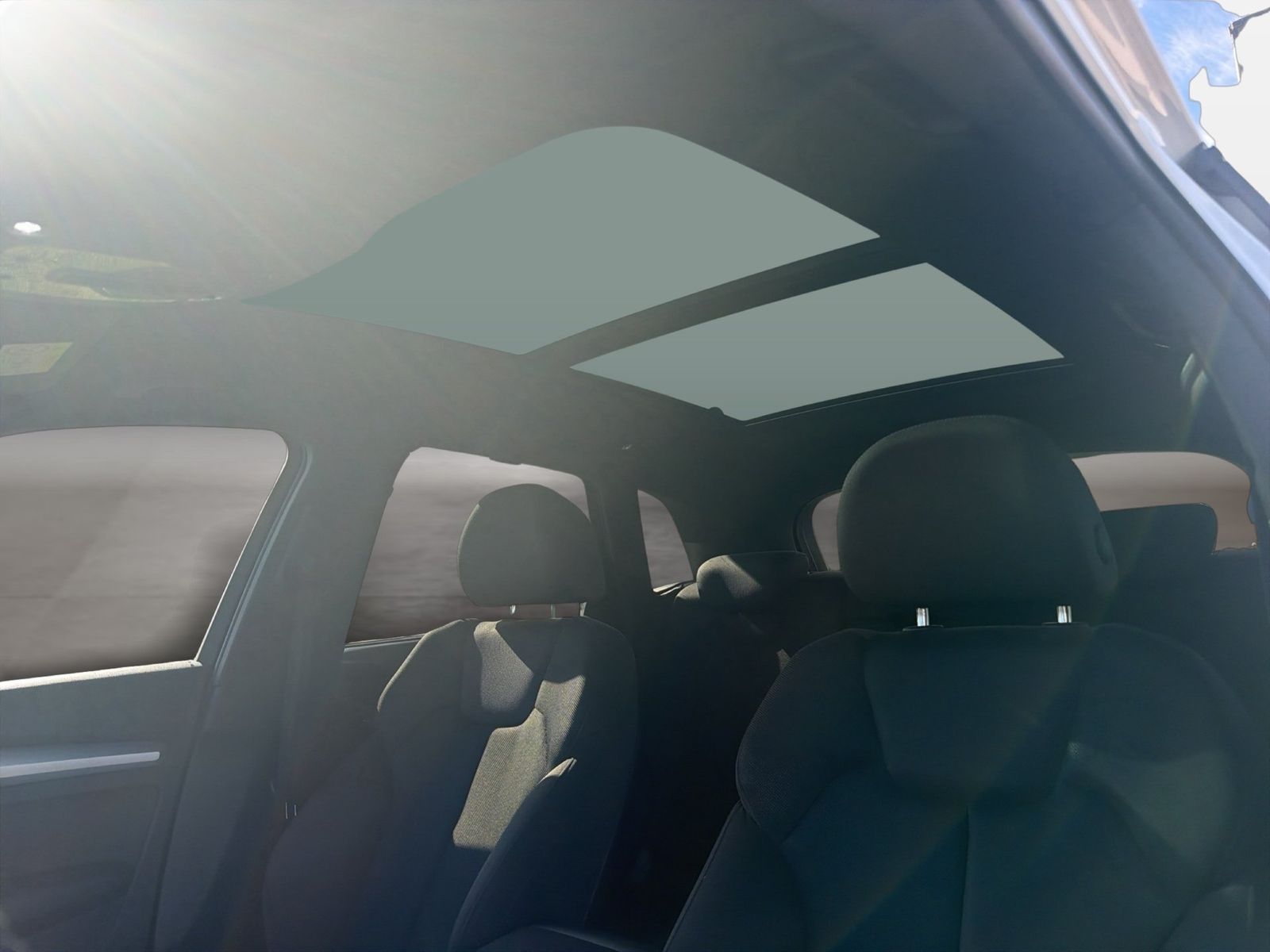 Fahrzeug autohaus mense Fahrzeugabbildung Audi Q5 TFSI 50 TFSI e quattro S tronic advanced LM - mit KI generiert/bearbeitet