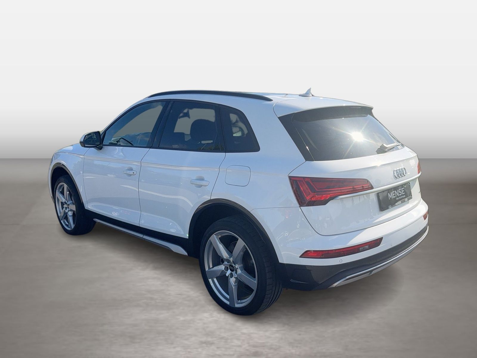 Fahrzeug autohaus mense Fahrzeugabbildung Audi Q5 TFSI 50 TFSI e quattro S tronic advanced LM - mit KI generiert/bearbeitet