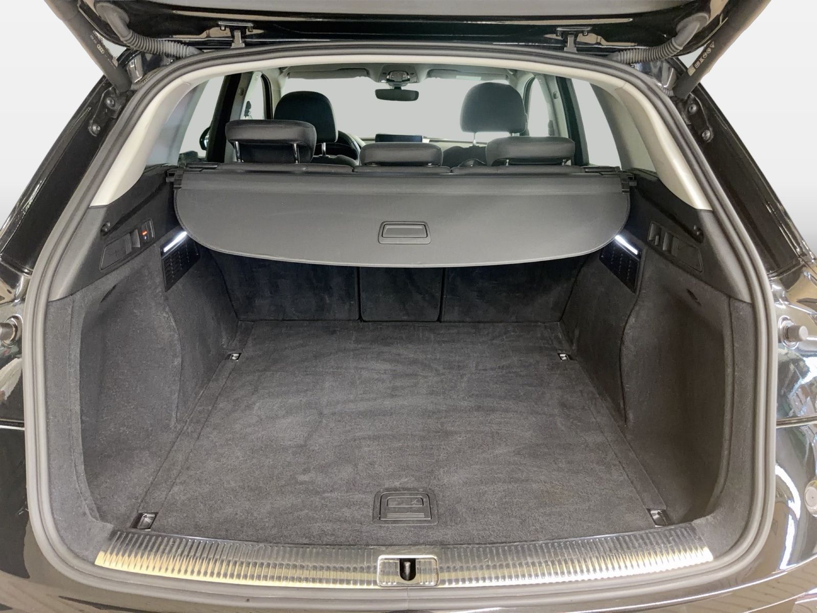 Fahrzeugabbildung Audi Q5 40 TDI quattro S tronic advanced AHK|ACC|LED