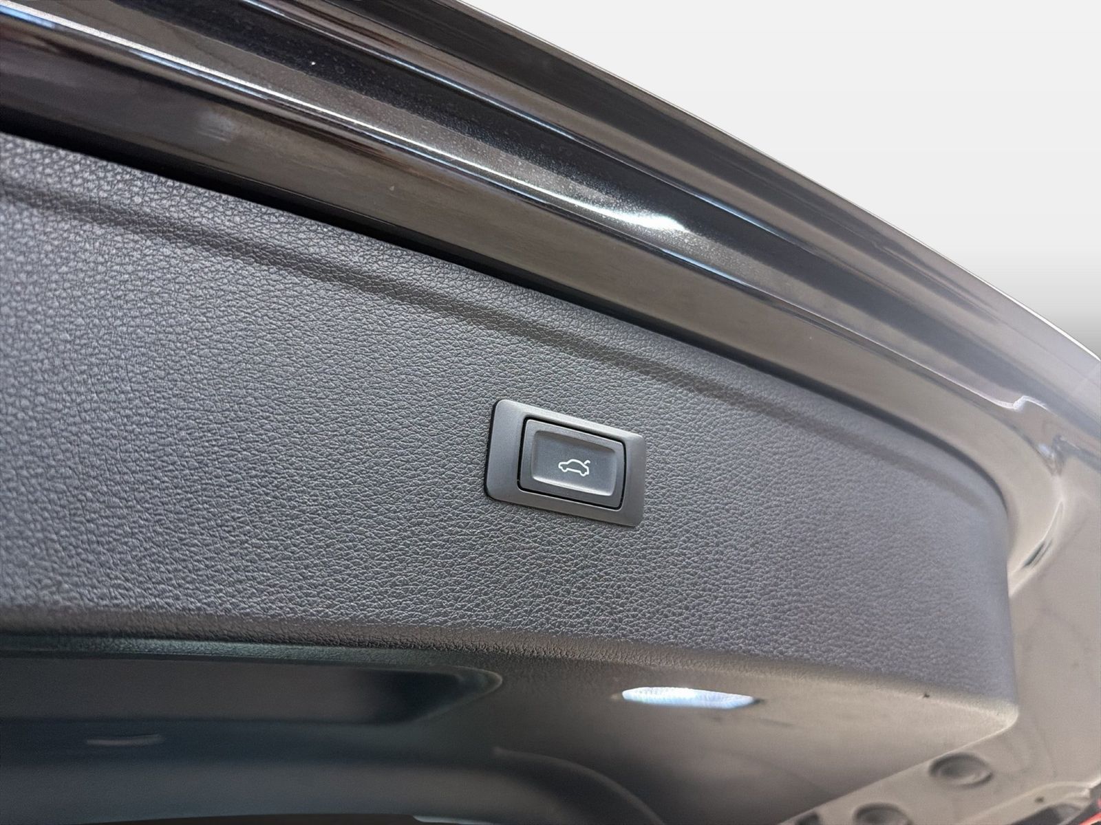 Fahrzeugabbildung Audi Q5 40 TDI quattro S tronic advanced AHK|ACC|LED