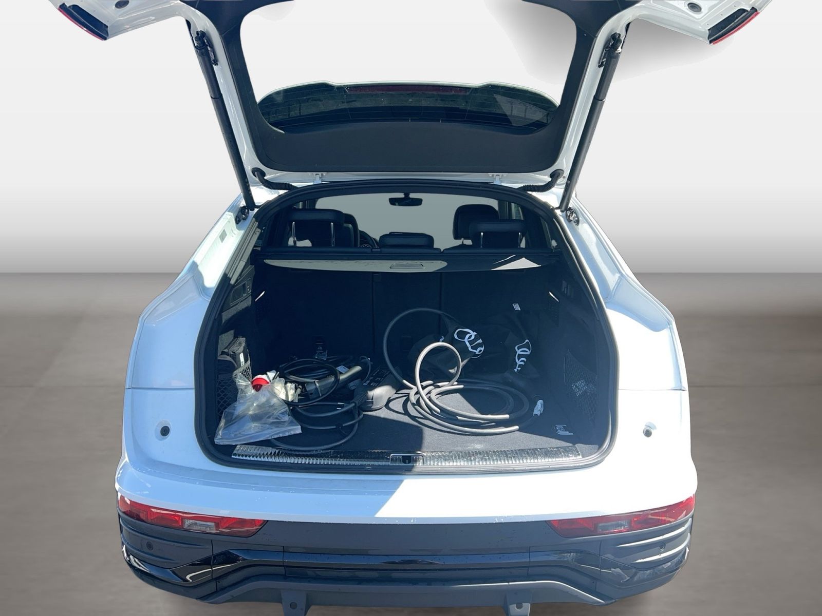 Fahrzeugabbildung Audi Q5 Sportback 50 TFSI e quattro S tronic advanced
