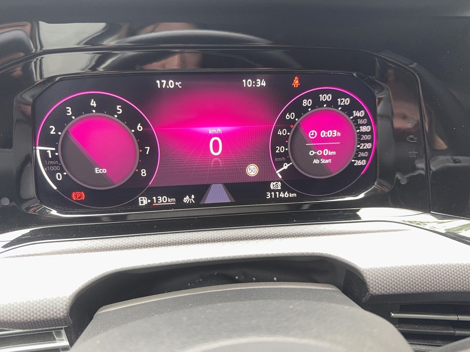 Fahrzeugabbildung Volkswagen Golf VIII 1.5TSI Life Active CarPlay|LED|Navi|LM