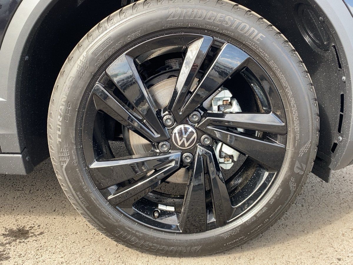 Fahrzeugabbildung Volkswagen T-Roc Cabriolet R-Line 1.5 l TSI OPF DSG AHK