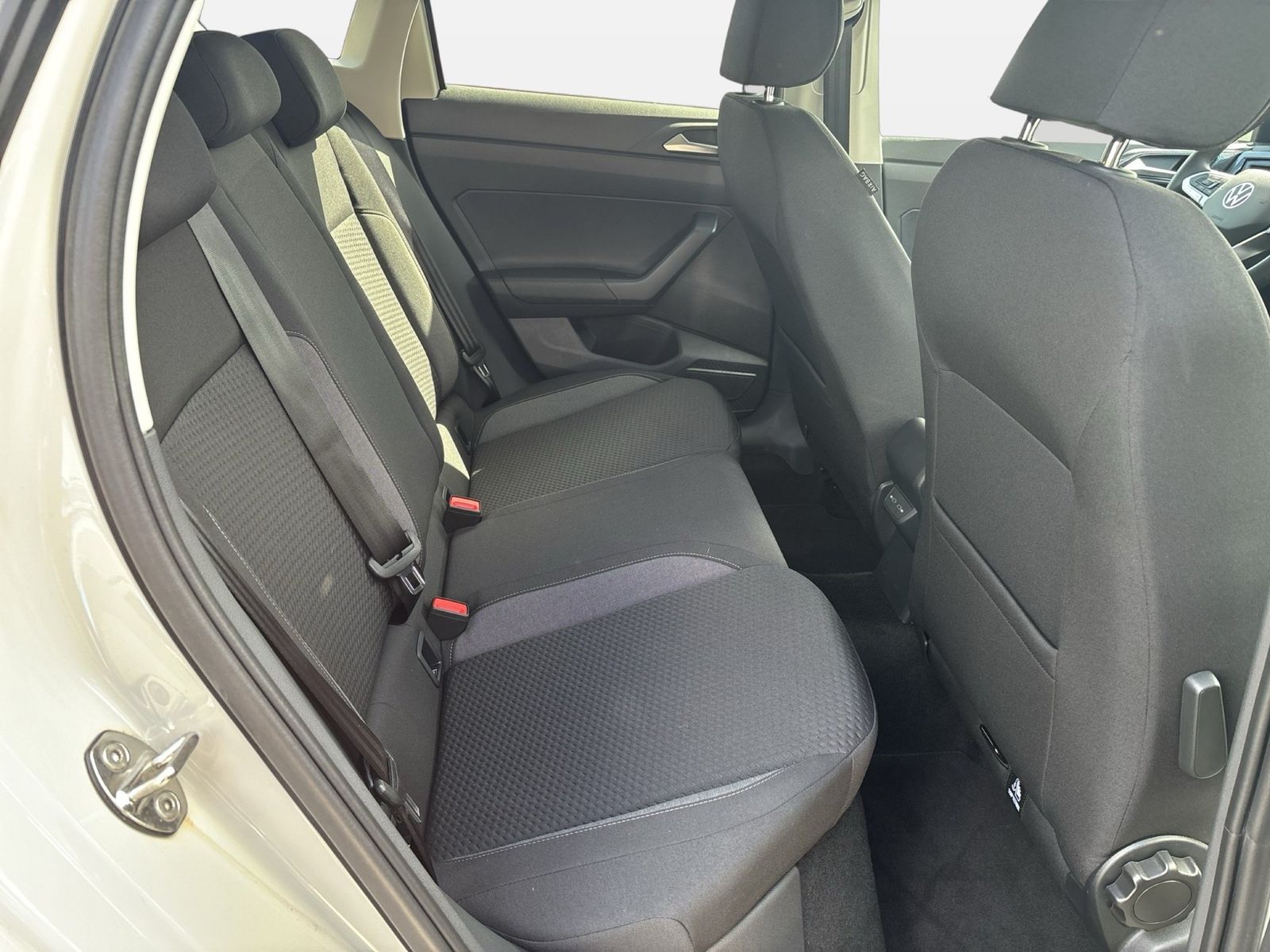 Fahrzeug autohaus mense Fahrzeugabbildung Volkswagen Taigo 1.0 TSI Life IQ.Light Matrix CarPlay LED
