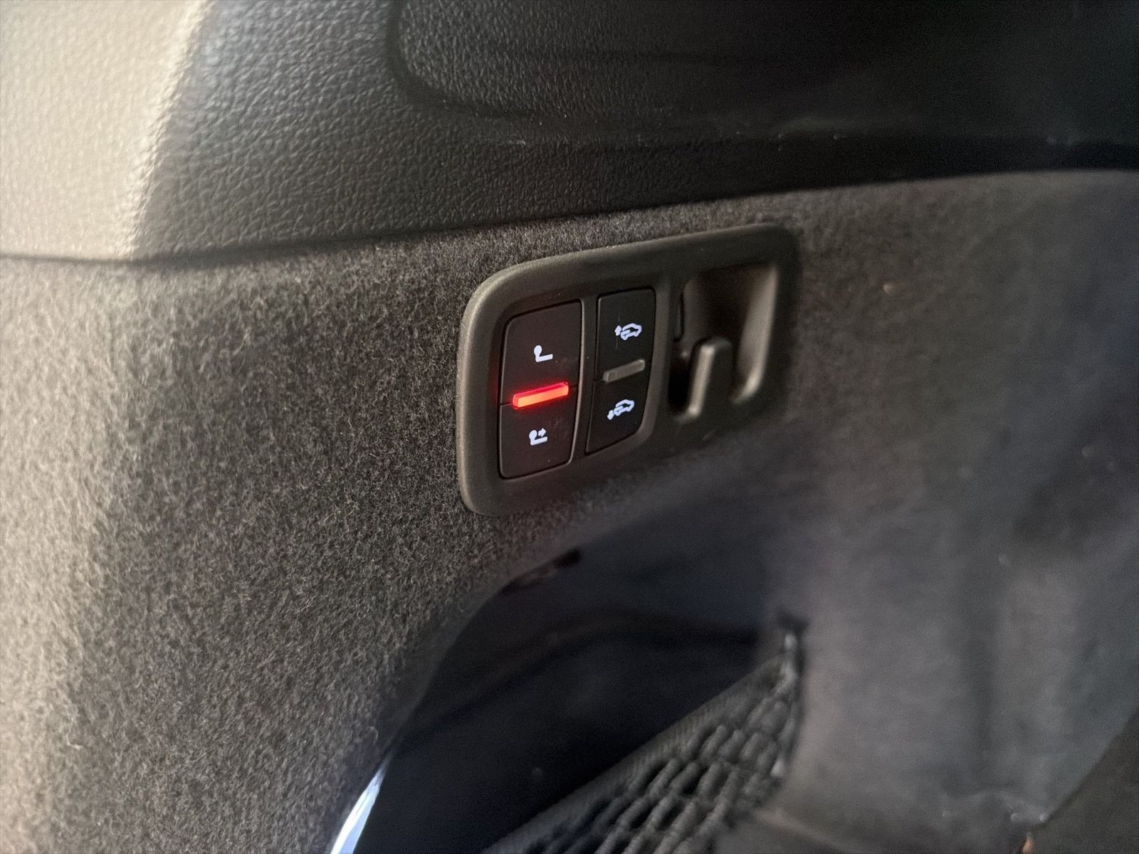 Fahrzeug autohaus mense Fahrzeugabbildung Audi Q7 55 TFSI quattro tiptronic S line CarPlay|AHK