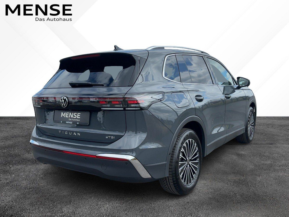 Fahrzeug autohaus mense Fahrzeugabbildung Volkswagen Tiguan Elegance 1.5 l eTSI OPF DSG AHK Nav GJR - mit KI generiert/bearbeitet