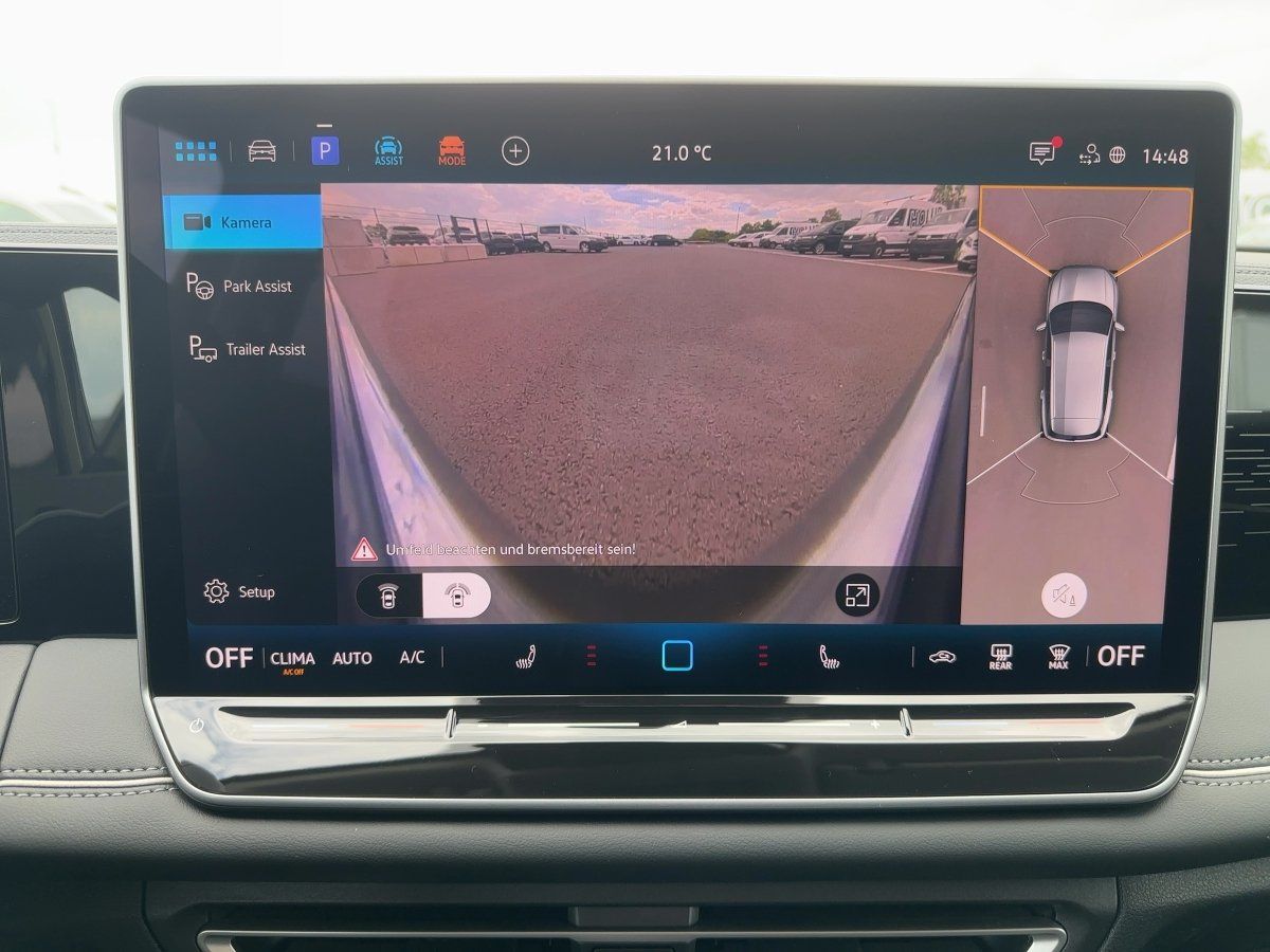 Fahrzeug autohaus mense Fahrzeugabbildung Volkswagen Tiguan Elegance 1.5 l eTSI OPF DSG AHK Navi 360° - mit KI generiert/bearbeitet