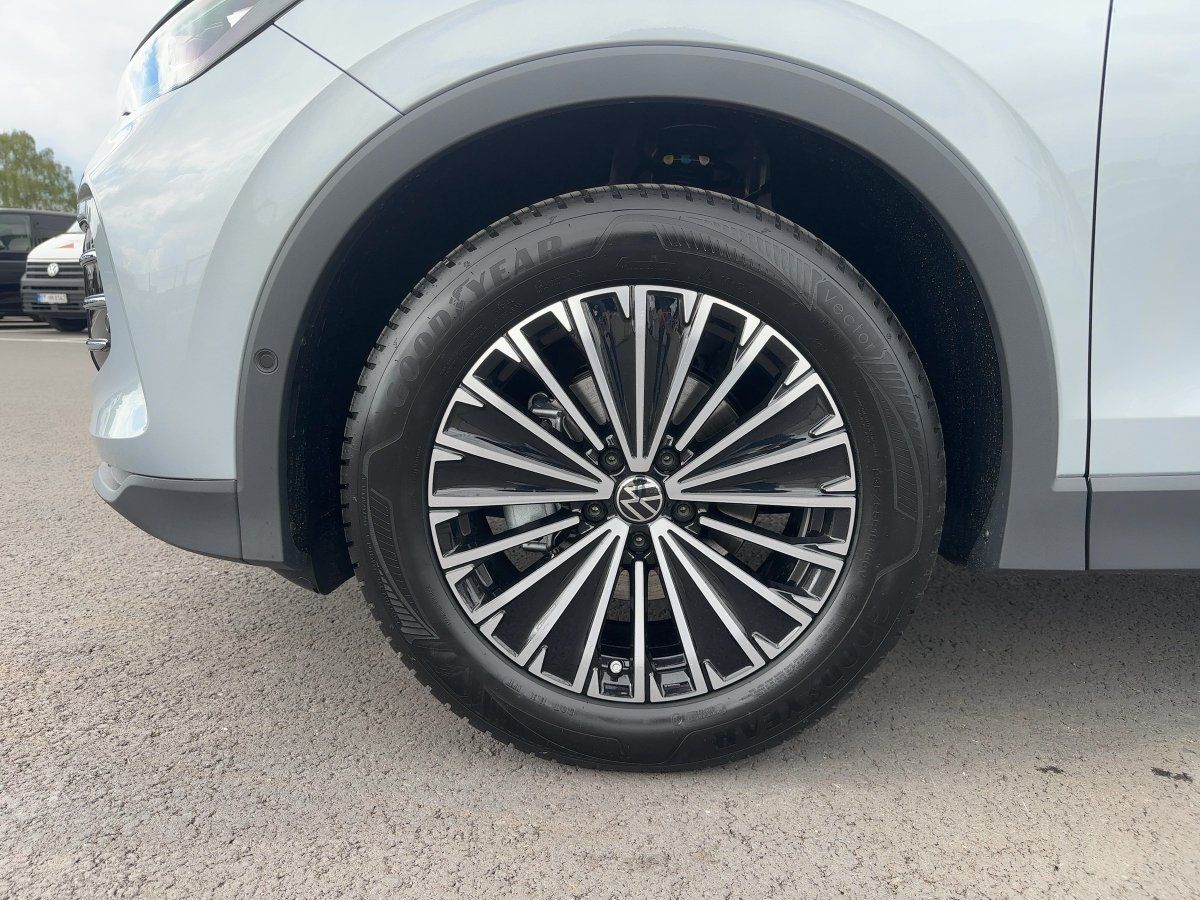 Fahrzeug autohaus mense Fahrzeugabbildung Volkswagen Tiguan 1.5 eTSI Elegance AHK Nav Ganzjahresreife