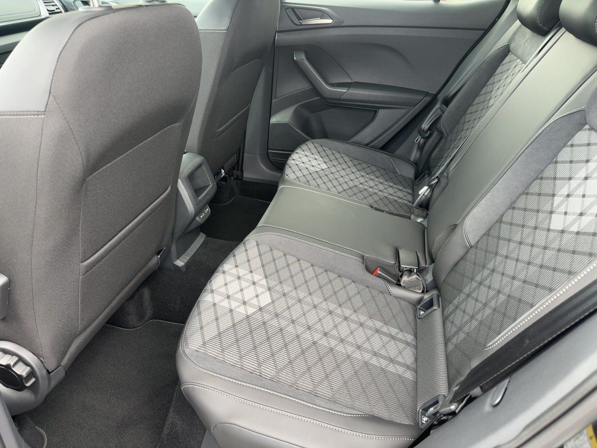 Fahrzeugabbildung Volkswagen T-Cross 1.5 TSI DSG R-Line AHK Nav Kamera Keyles