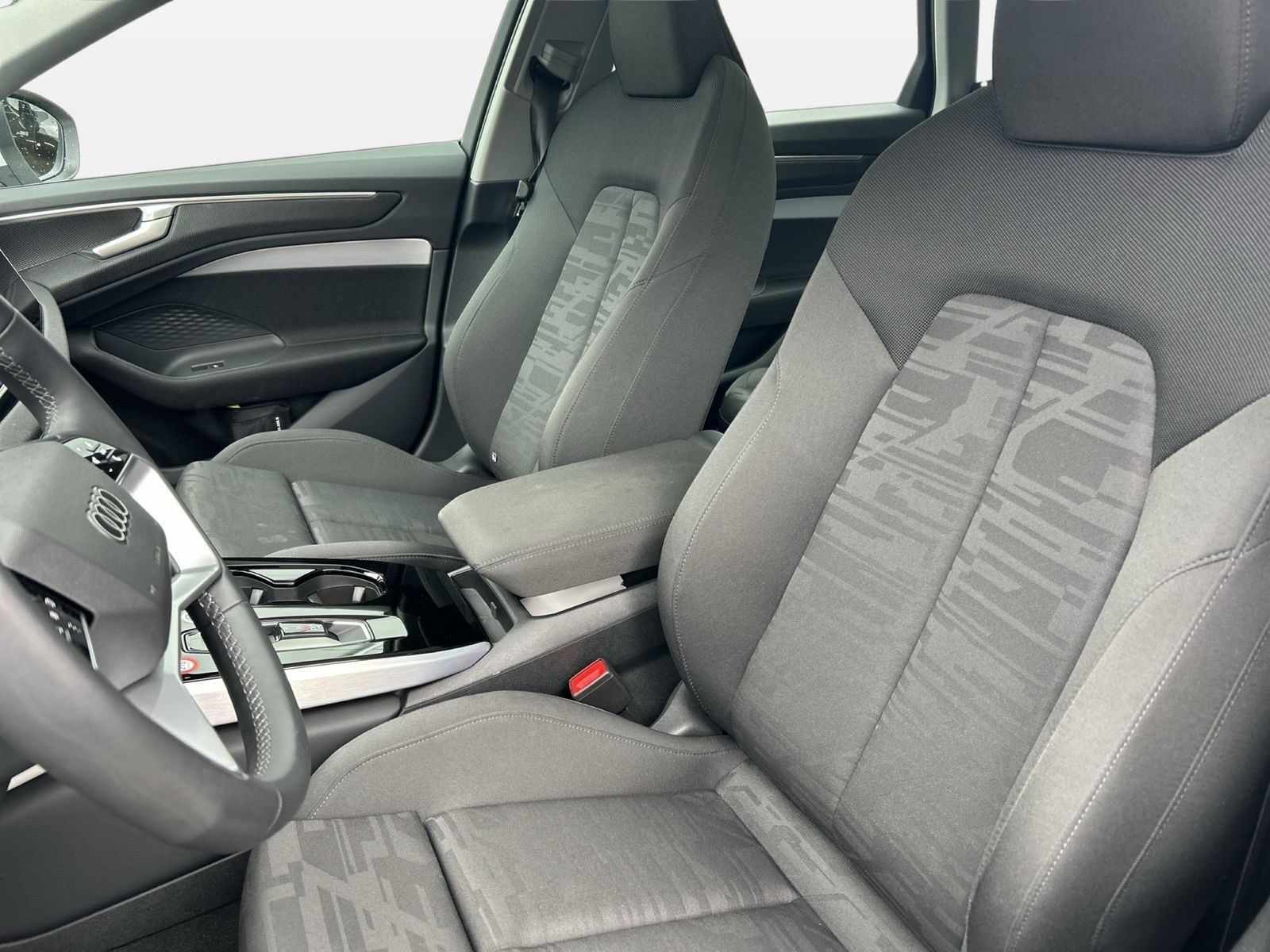 Fahrzeug autohaus mense Fahrzeugabbildung Audi A6 Avant TDI quattro 150 kW S tronic AHK Pano LM - mit KI generiert/bearbeitet