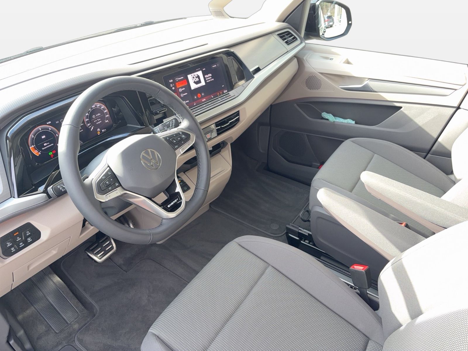 Fahrzeug autohaus mense Fahrzeugabbildung Volkswagen Multivan 2.0 TDI lang Energy CarPlay AHK ACC LED