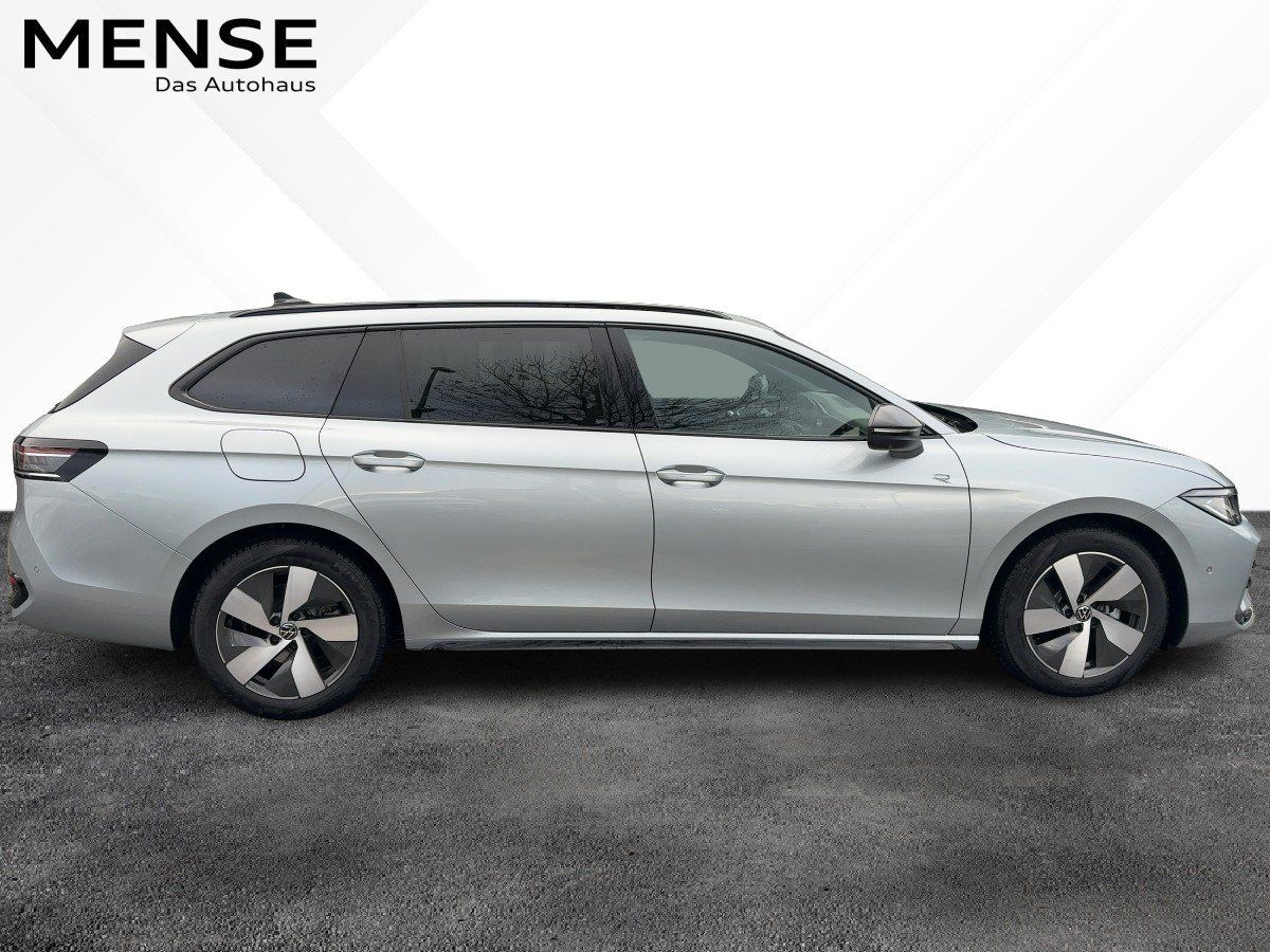 Fahrzeugabbildung Volkswagen Passat R-Line 2.0 l TDI DSG IQ.Light|Matrix|AHK