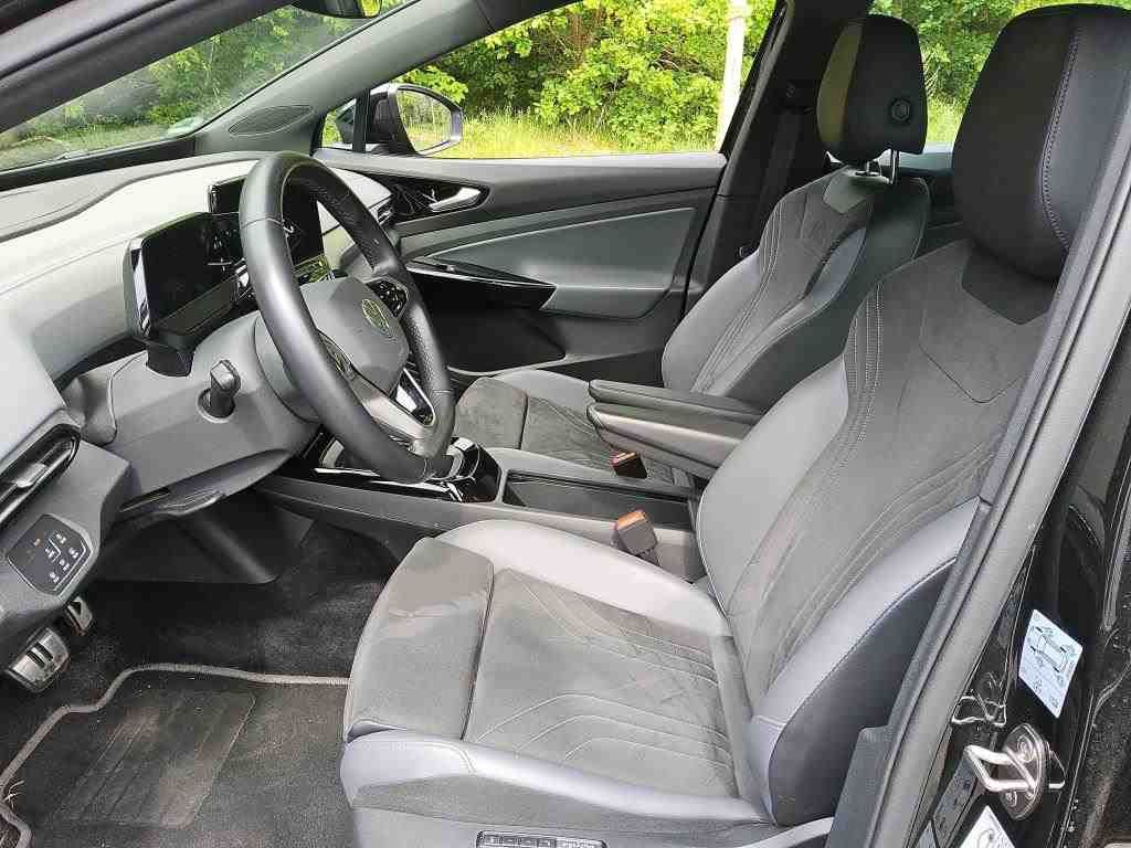 Fahrzeug autohaus mense Fahrzeugabbildung Volkswagen ID.4 Pro Performance electric CarPlay ACC LED LM