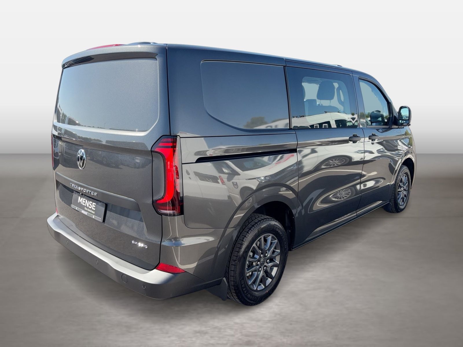 Fahrzeugabbildung Volkswagen NFZ Transporter Kasten Plus 2.5 l eHybrid 171 kW