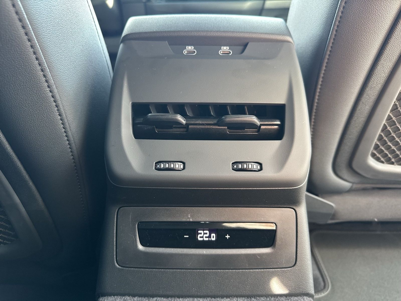 Fahrzeugabbildung Audi A5 Avant ehhybrid quattro Matrix B&O CarPlay