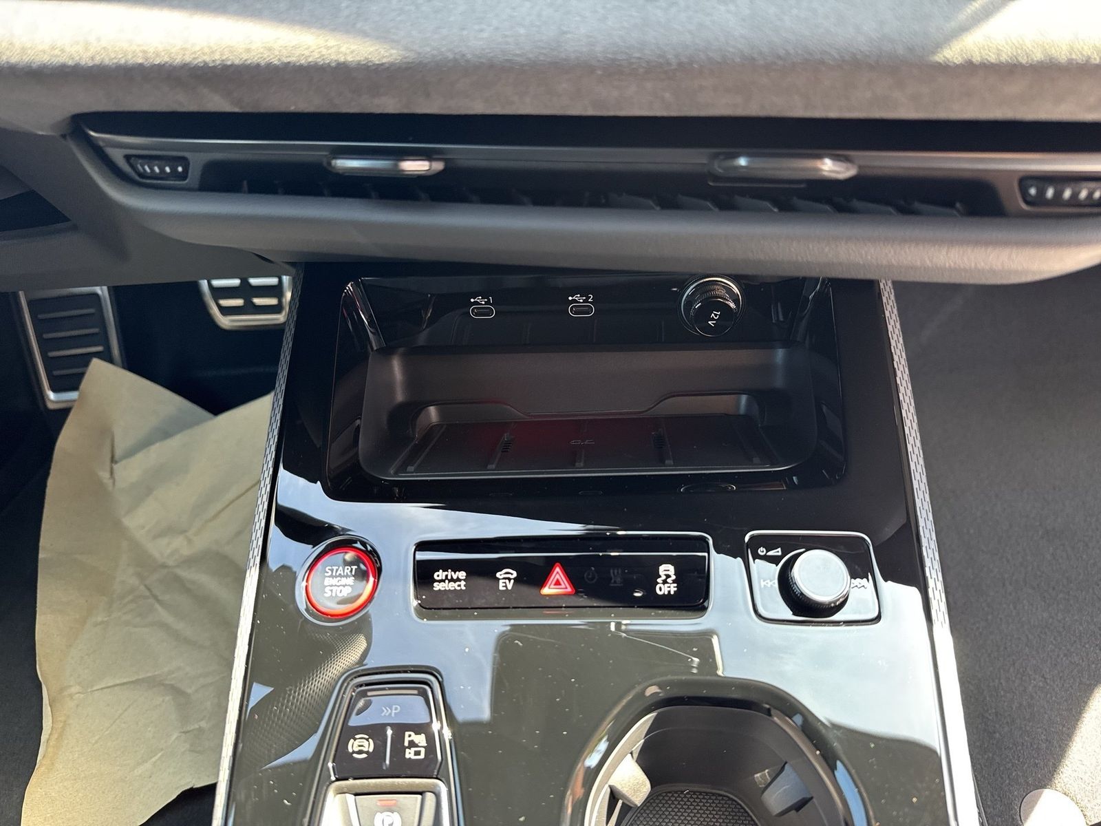 Fahrzeugabbildung Audi A5 Avant ehhybrid quattro Matrix B&O CarPlay