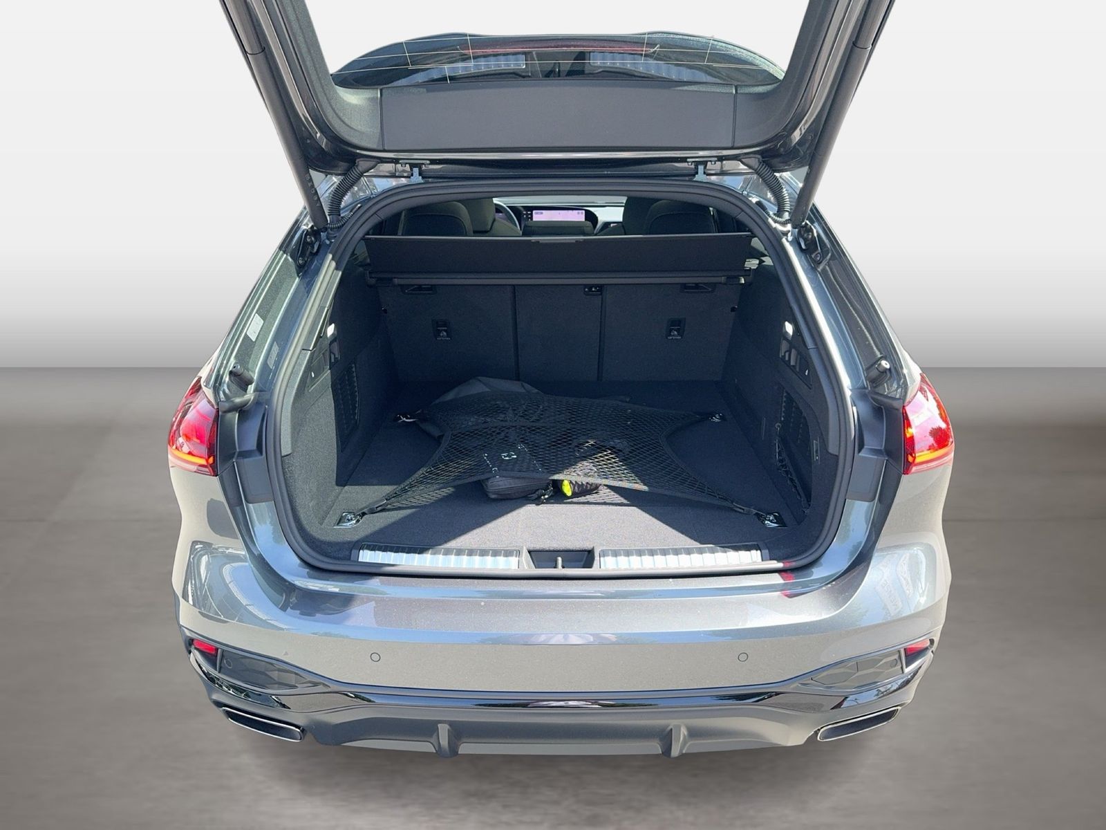 Fahrzeugabbildung Audi A5 Avant e-hybrid quattro 270 kW S tronic Matrix