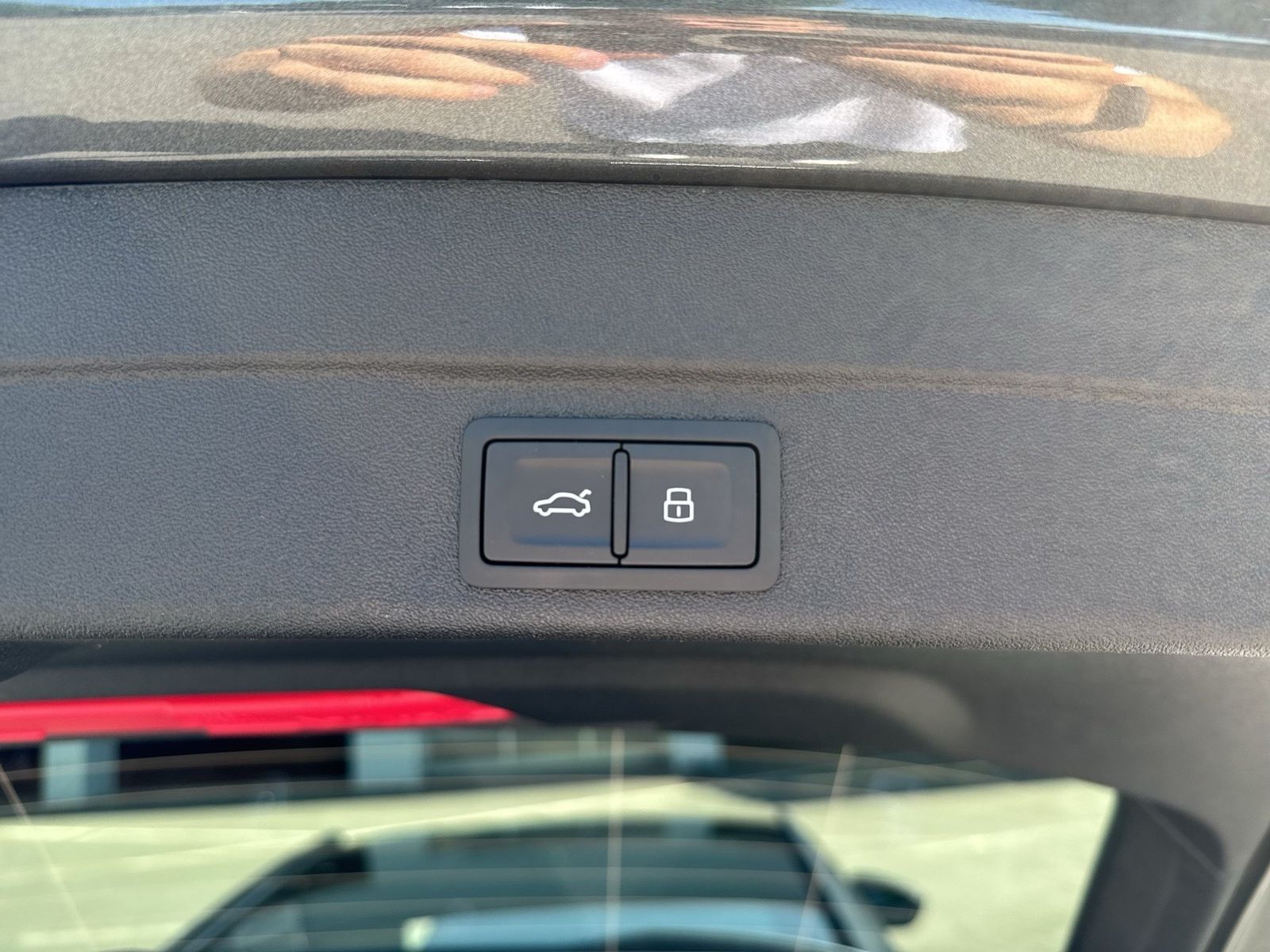 Fahrzeugabbildung Audi A5 Avant e-hybrid quattro 270 kW S tronic Matrix