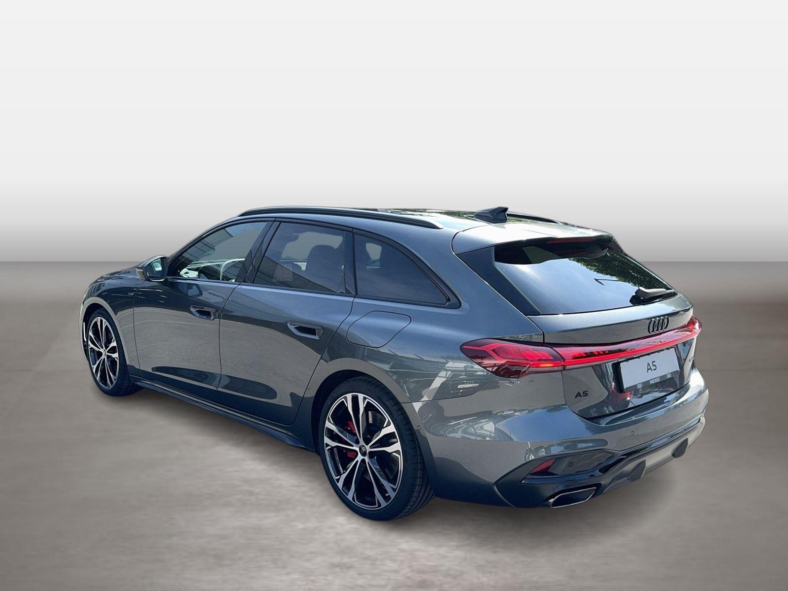 Fahrzeugabbildung Audi A5 Avant e-hybird quattro Matrix B&O CarPlay