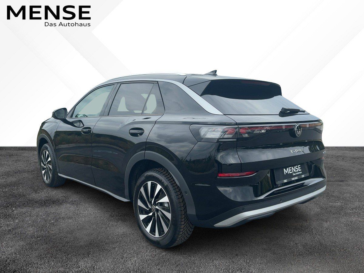 Fahrzeugabbildung Volkswagen T-Roc Style 1.5 l eTSI OPF DSG AHK Nav eKlappe G - mit KI generiert/bearbeitet