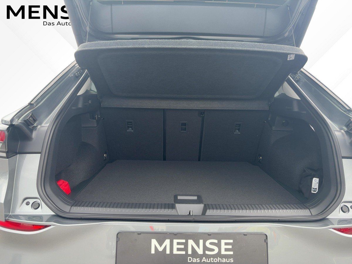 Fahrzeug autohaus mense Fahrzeugabbildung Volkswagen T-Roc Style 1.5 l eTSI OPF DSG AHK Nav eKlappe G - mit KI generiert/bearbeitet