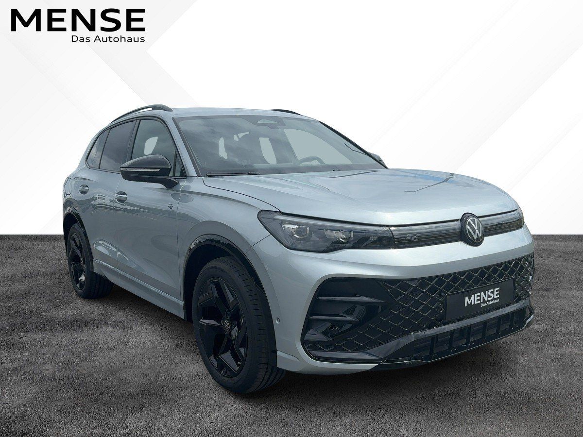 Fahrzeugabbildung Volkswagen Tiguan R-Line 1.5 l eTSI OPF DSG AHK Nav BlackSt - mit KI generiert/bearbeitet