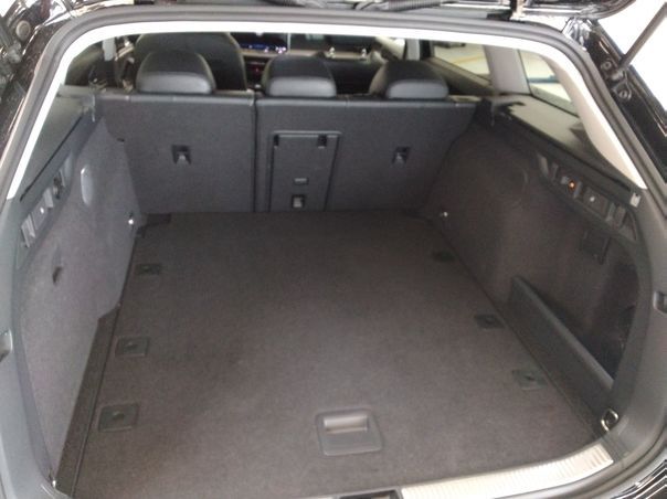 Fahrzeug autohaus mense Fahrzeugabbildung Volkswagen Passat Variant 2.0TDI DSG Business IQ.Light AHK - mit KI generiert/bearbeitet