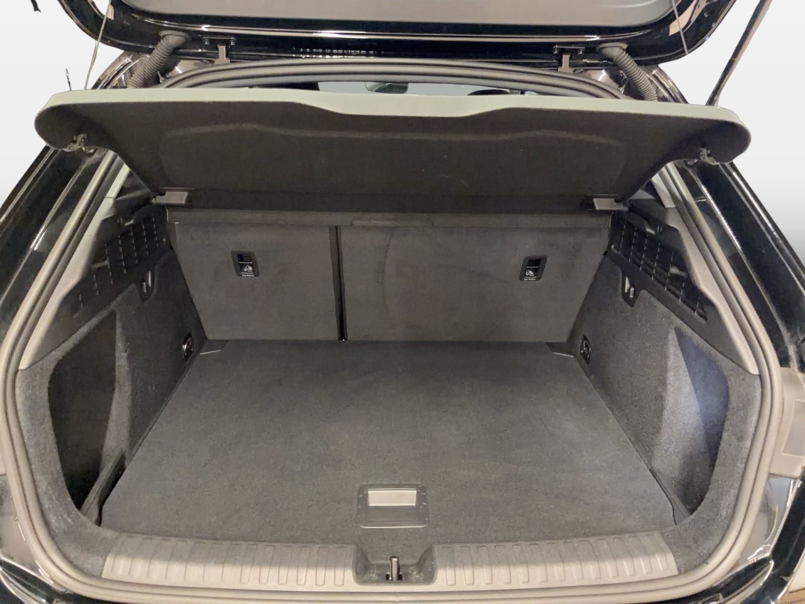 Fahrzeug autohaus mense Fahrzeugabbildung Audi A3 Sportback 35 TDI advanced 2024 B&O Pano ACC